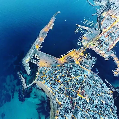 Annarita House - Centro Storico ガリポリ